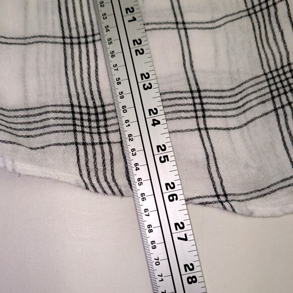 J.Jill Flannel White and Black Long Sleeve Size Large - Picture 8 of 9